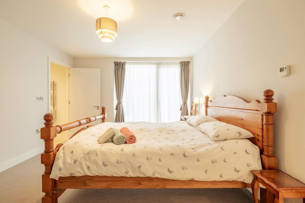 Luxury Ensuite Room 2 Minutes From Cambridge Station Kültér fotó